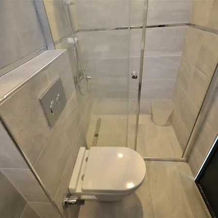Uenver Galata 3*