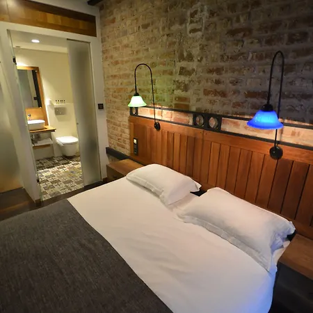 Uenver Galata 3*