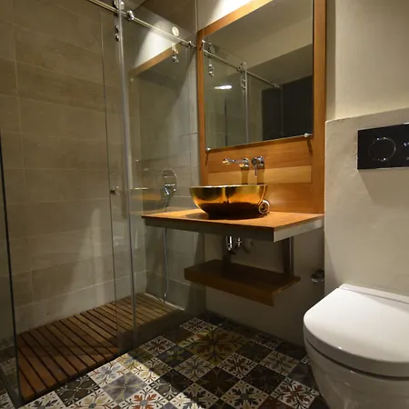 Apart Otel Uenver Galata