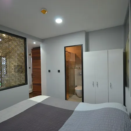 Uenver Galata Istanbul