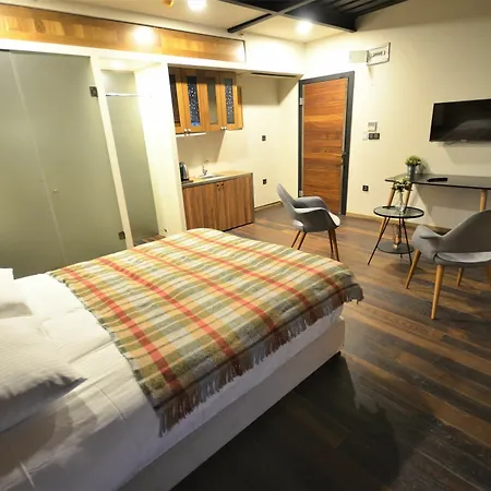 Uenver Galata 3*