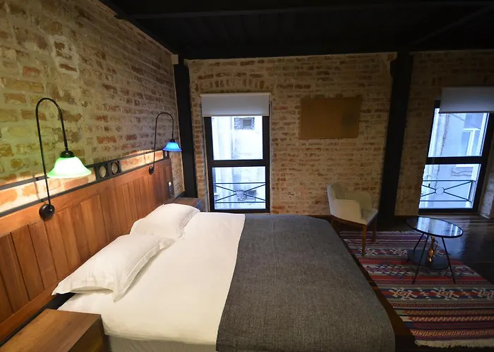 Uenver Galata Aparthotel