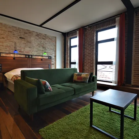 Uenver Galata Lägenhetshotell 3*