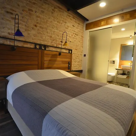 Lägenhetshotell Uenver Galata 3*